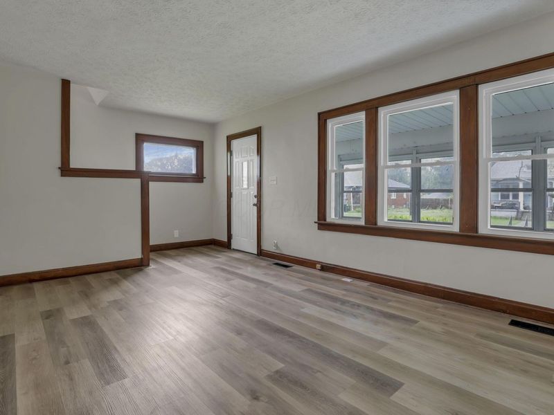 1376 Wilson Avenue , Columbus, OH 43206 Photo 13