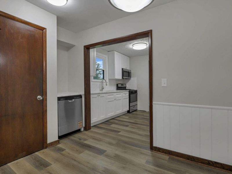 1376 Wilson Avenue , Columbus, OH 43206 Photo 29