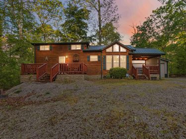 318 Pine Tree Circle, Nancy, KY 42544