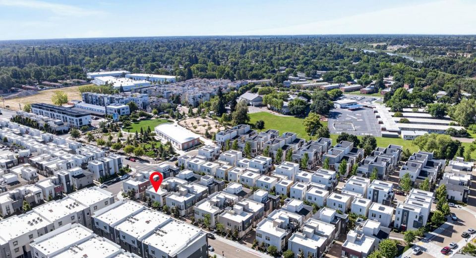 272 Box Ln, Sacramento, CA 95818 Photo