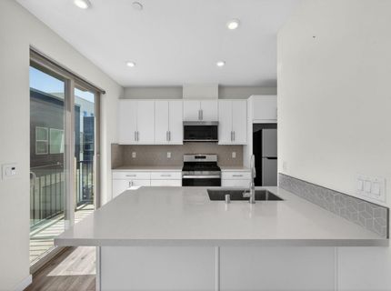 272 Box Ln, Sacramento, CA 95818 Photo