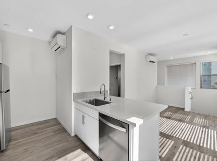 272 Box Ln, Sacramento, CA 95818 Photo