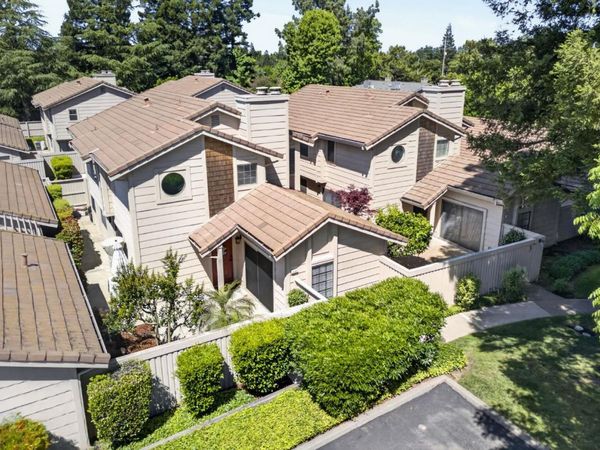 8165 Rose Vine Ln, Fair Oaks, CA 95628