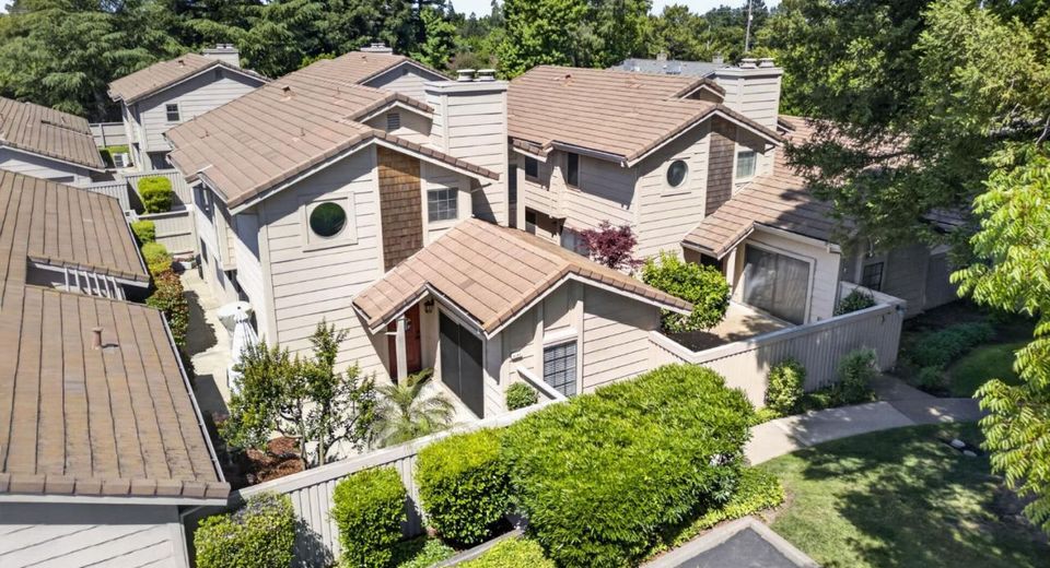 8165 Rose Vine Ln, Fair Oaks, CA 95628 Photo