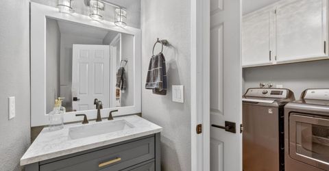 8165 Rose Vine Ln, Fair Oaks, CA 95628 Photo