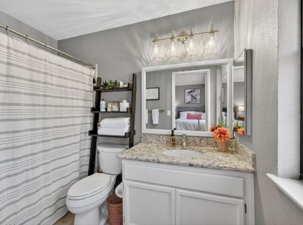 8165 Rose Vine Ln, Fair Oaks, CA 95628 Photo