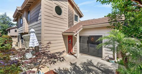 8165 Rose Vine Ln, Fair Oaks, CA 95628 Photo