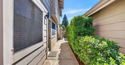 8165 Rose Vine Ln, Fair Oaks, CA 95628 Photo
