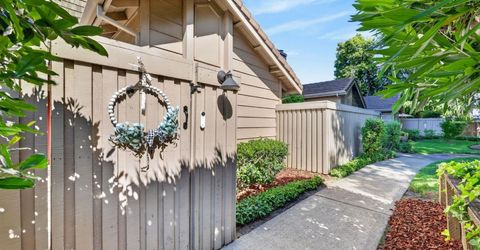8165 Rose Vine Ln, Fair Oaks, CA 95628 Photo