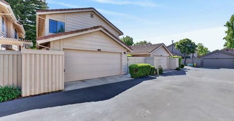 8165 Rose Vine Ln, Fair Oaks, CA 95628 Photo