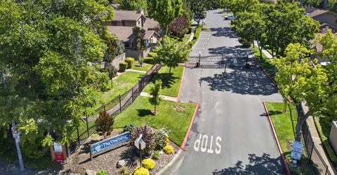 8165 Rose Vine Ln, Fair Oaks, CA 95628 Photo