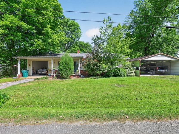 285 Jones ST , Huntingdon, TN 38344