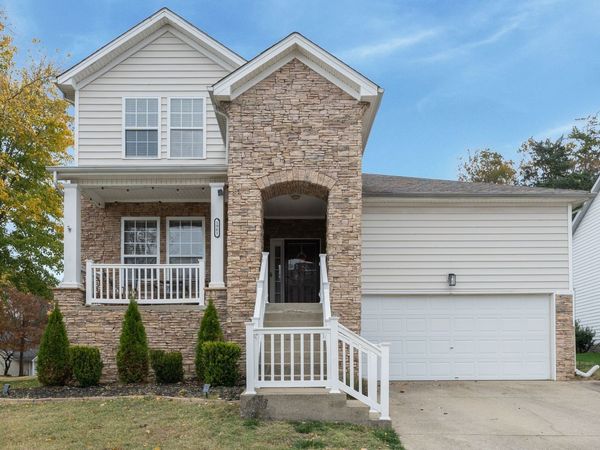 1961 Deep Woods Trl, Nashville, TN 37214