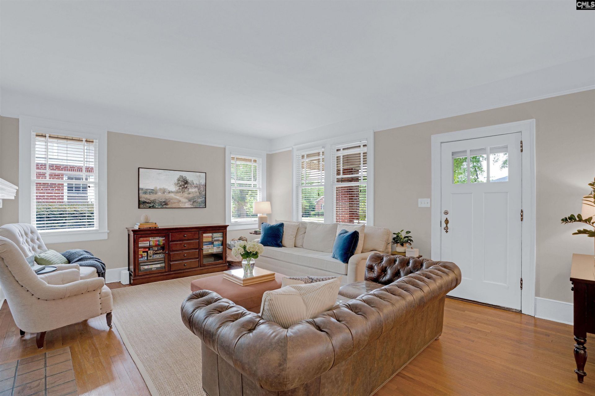 3321 Devereaux Road  Photo 11