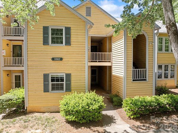 3302 Selwyn Farms Lane, Unit 7, Charlotte, NC 28209