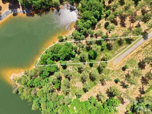 2960 Jumping Run, Connelly Springs, NC 28612