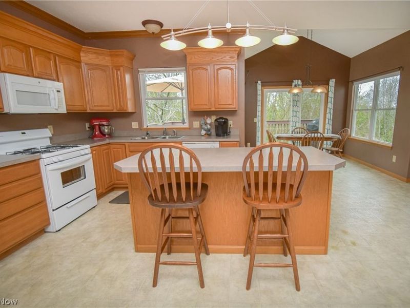 5804 Northampton Drive, Medina, OH 44256 Photo 13