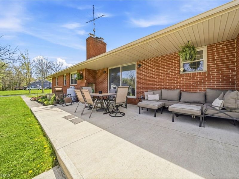 16156 Thompson Road, Thompson, OH 44086 Photo 4