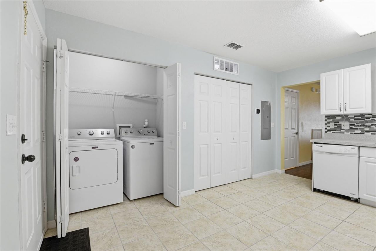 2348 SW 42nd Drive , Unit 153, Gainesville, FL 32607 Photo