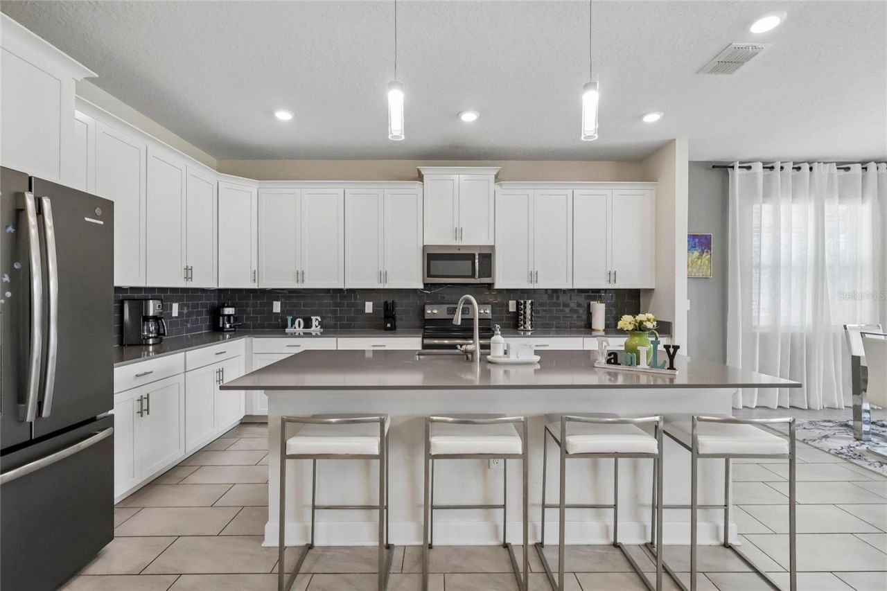 2801 Bookmark Drive , Kissimmee, FL 34746 Photo