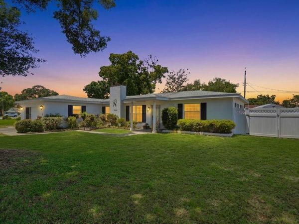 5941 49TH AVENUE N, KENNETH CITY, FL 33709