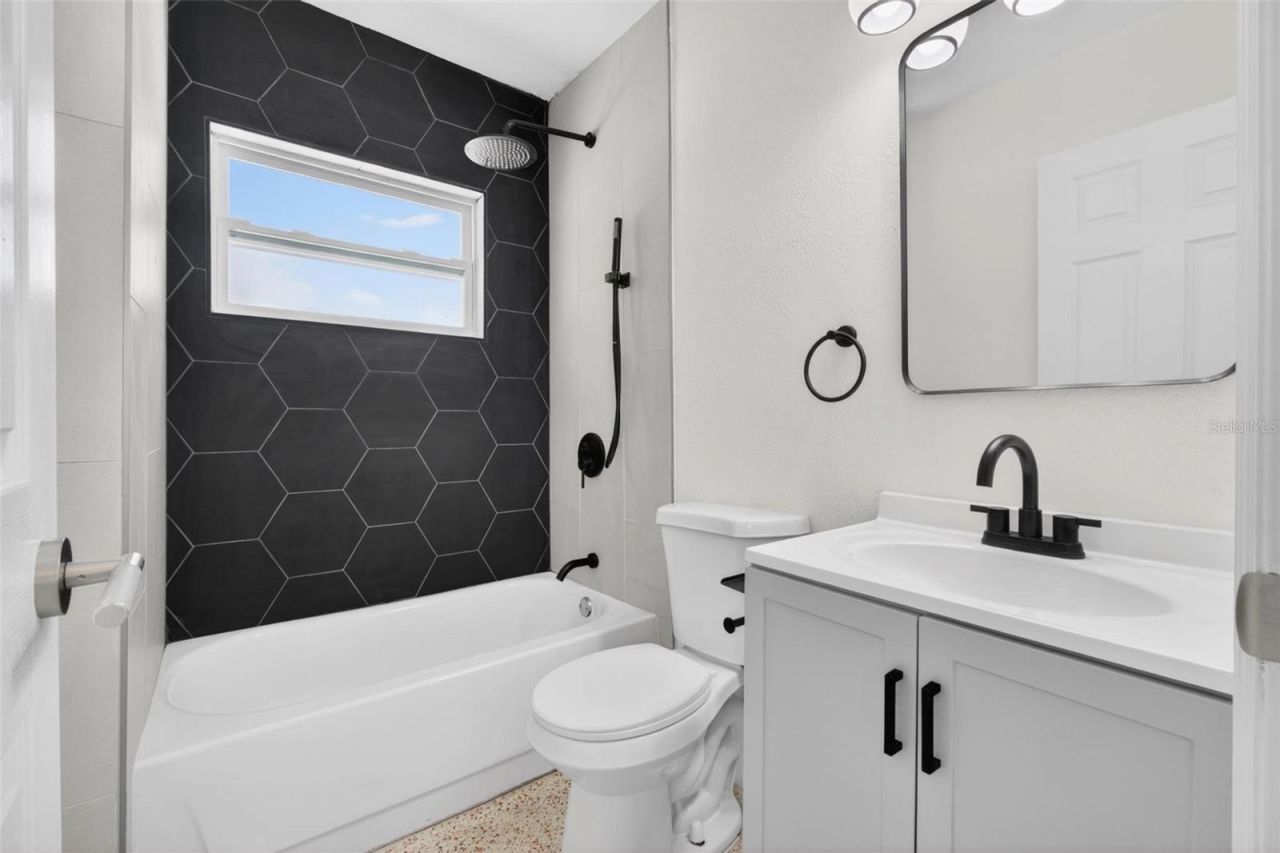 4029 3rd Avenue S, Saint Petersburg, FL 33711 Photo