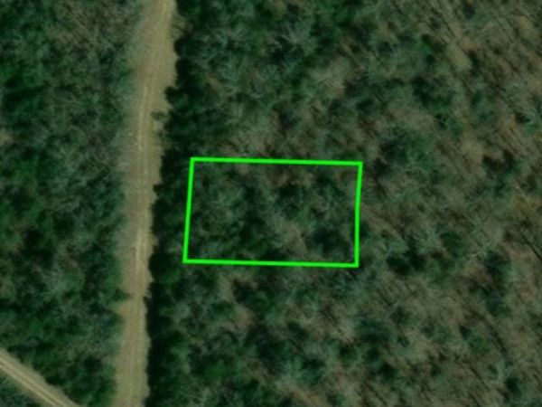 108 Santa Fe Road , Horseshoe Bend, AR 72512