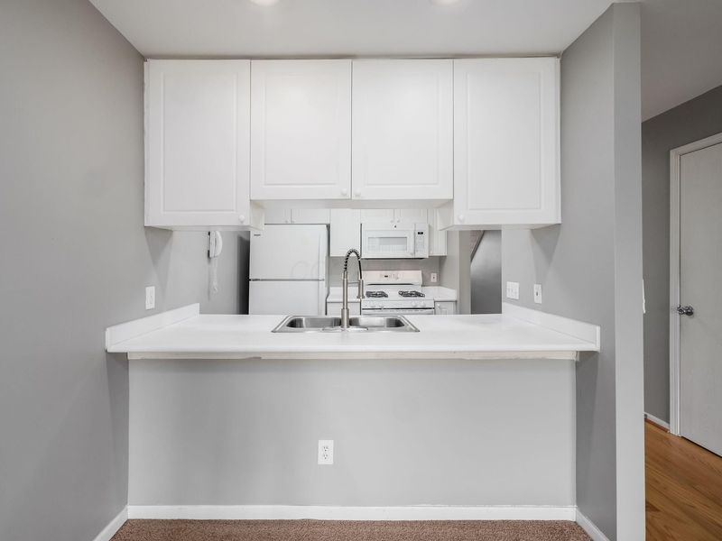1929 Kyger Drive , Unit 56B, Columbus, OH 43228 Photo 15