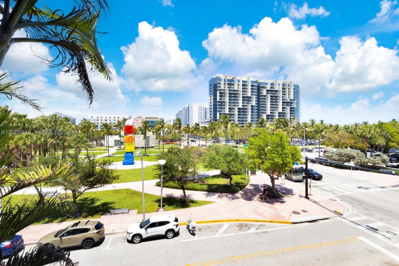 220 21st St , Unit 303, Miami Beach, FL 33139 Photo