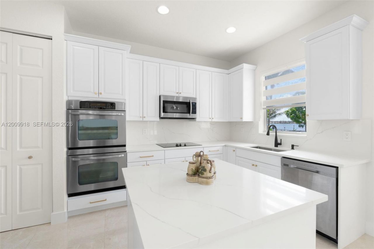 4892 SW 173rd Ave, Miramar, FL 33029 Photo