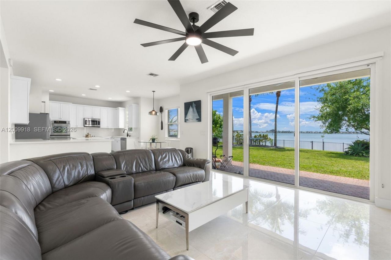 4892 SW 173rd Ave, Miramar, FL 33029 Photo