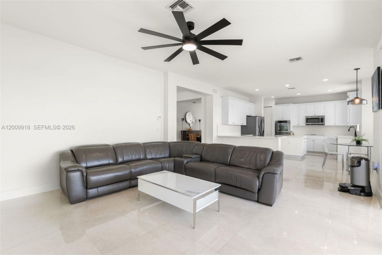 4892 SW 173rd Ave, Miramar, FL 33029 Photo