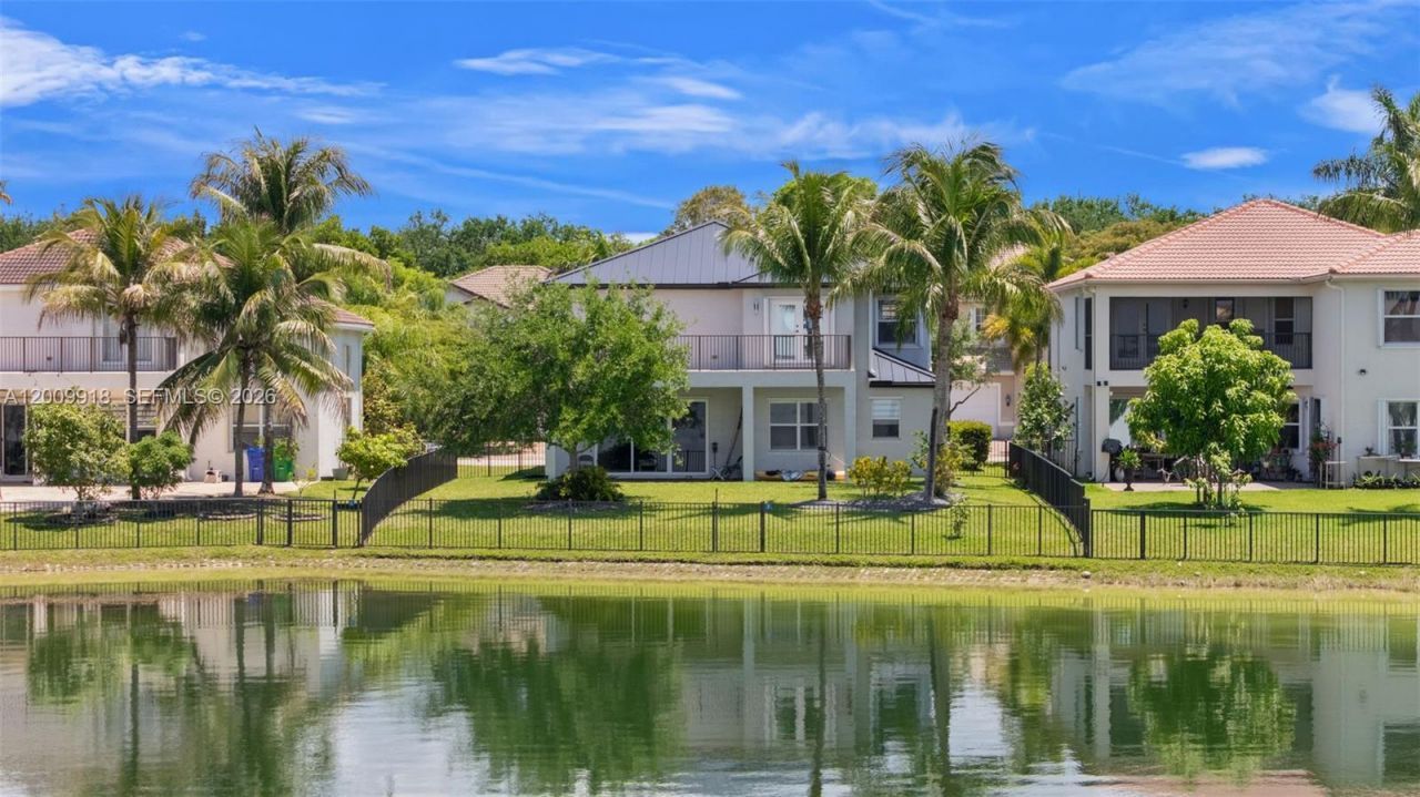 4892 SW 173rd Ave, Miramar, FL 33029 Photo