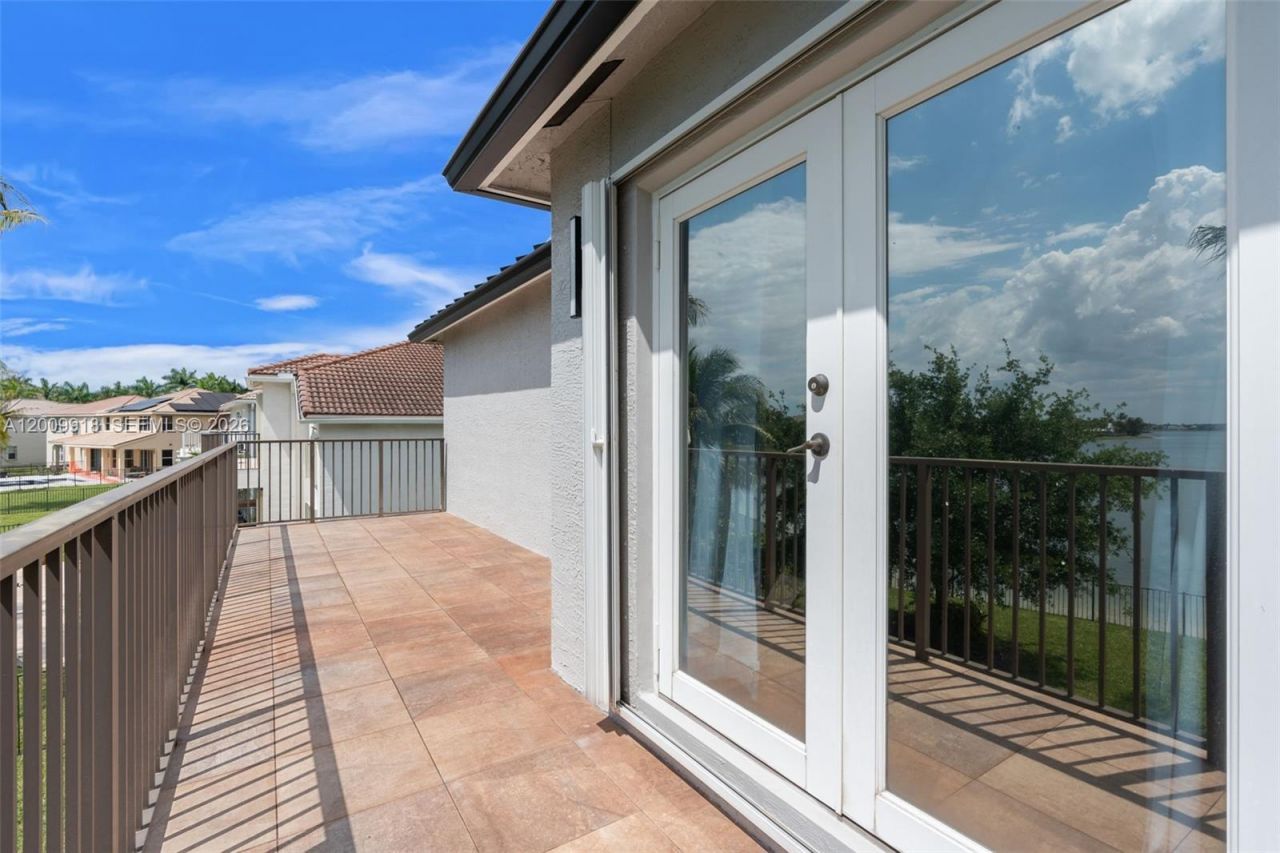 4892 SW 173rd Ave, Miramar, FL 33029 Photo