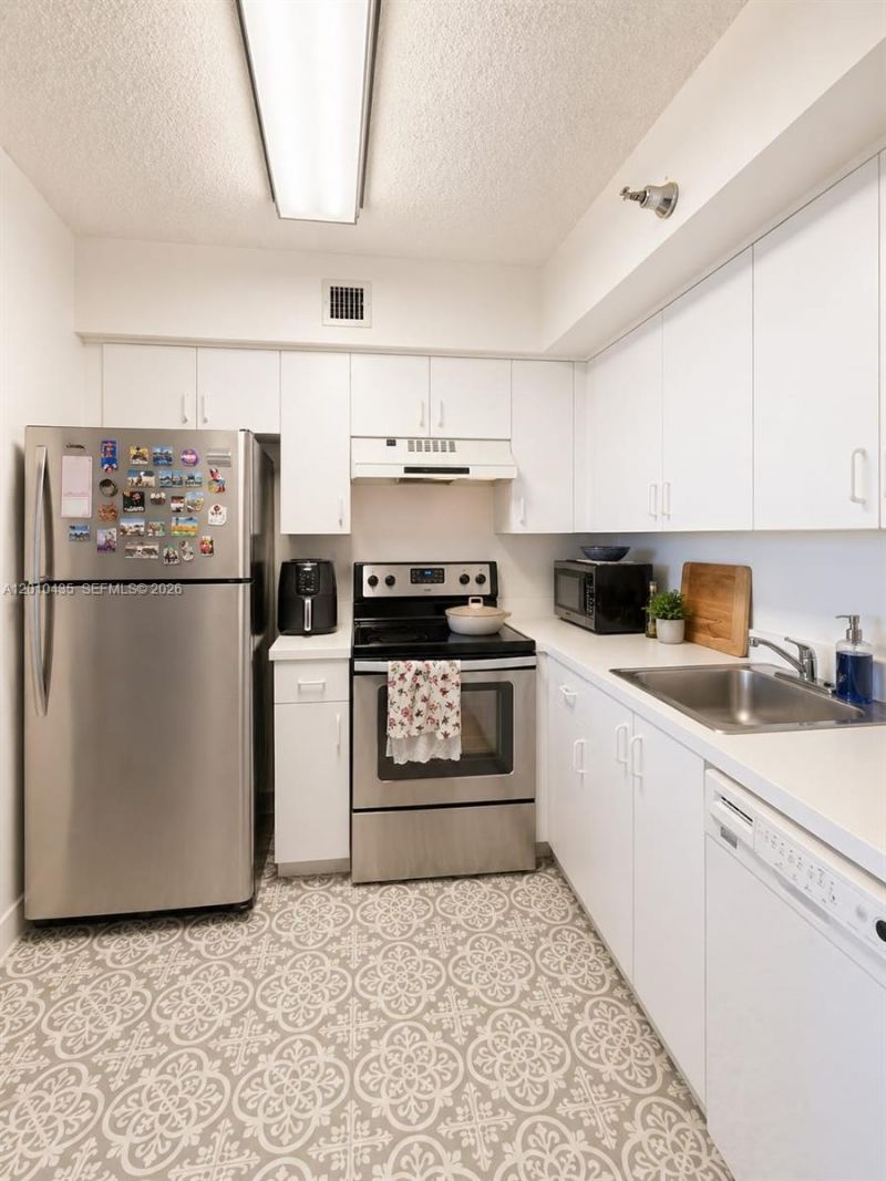 3300 NE 191st St , Unit 1803, Aventura, FL 33180 Photo