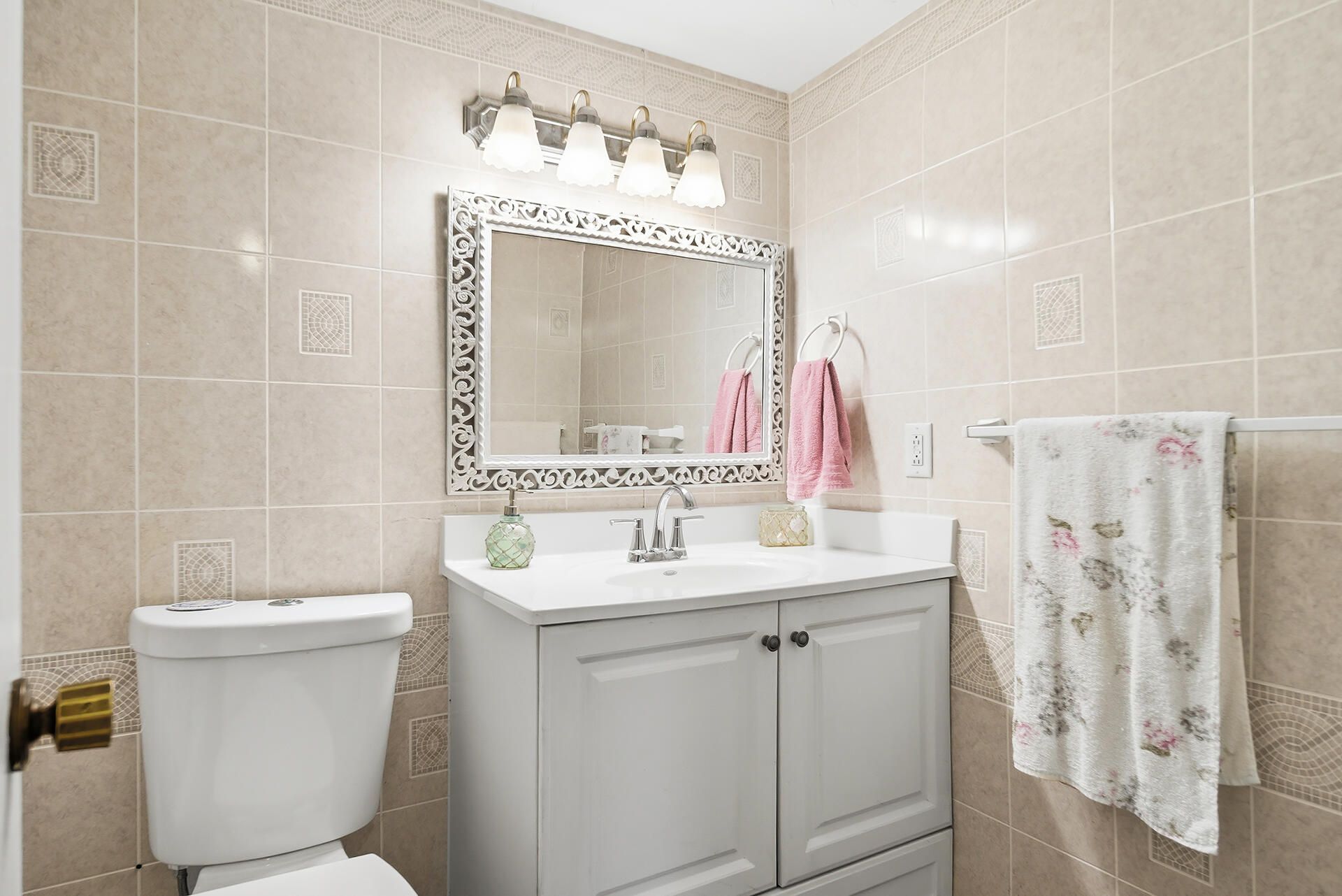 1502 S Lakeside Drive, Unit #302, Lake Worth Beach, FL 33460 Photo