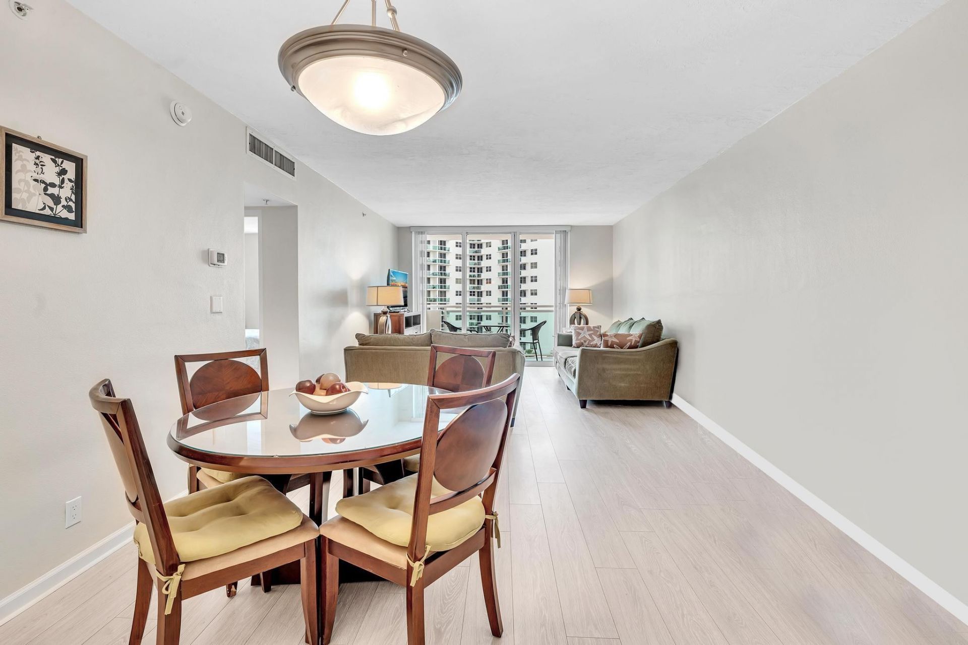 3000 S Ocean Drive, Unit 714, Hollywood, FL 33019 Photo