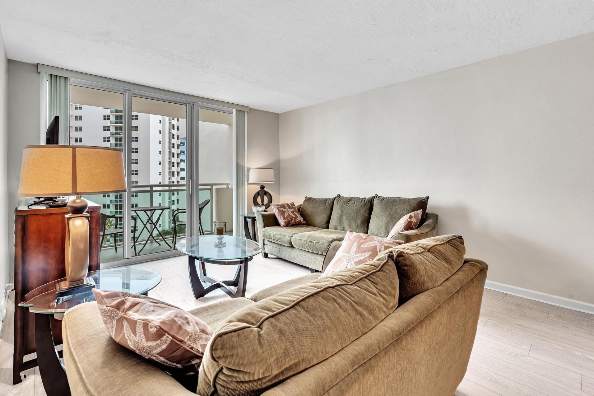 3000 S Ocean Drive, Unit 714, Hollywood, FL 33019 Photo