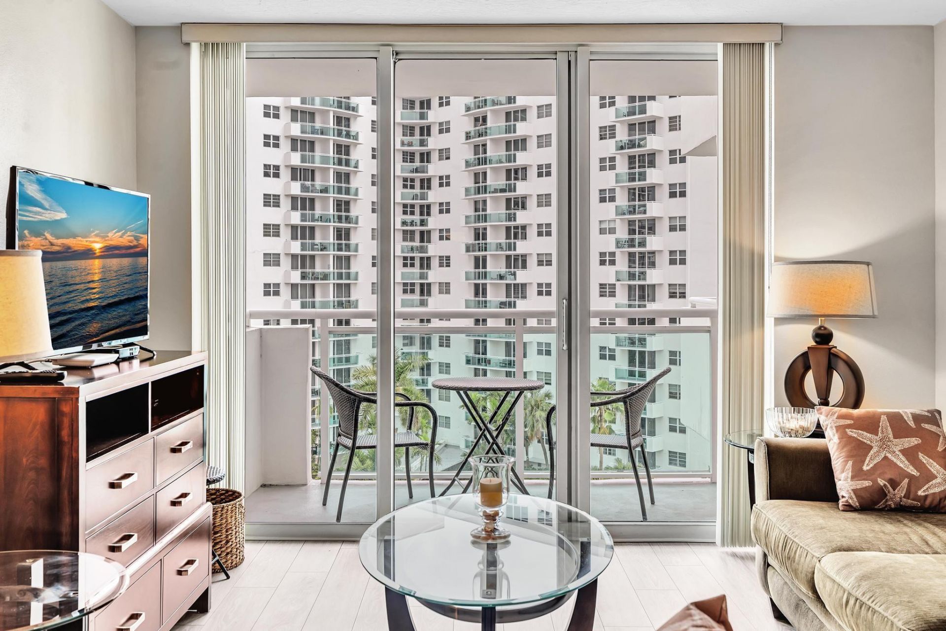 3000 S Ocean Drive, Unit 714, Hollywood, FL 33019 Photo