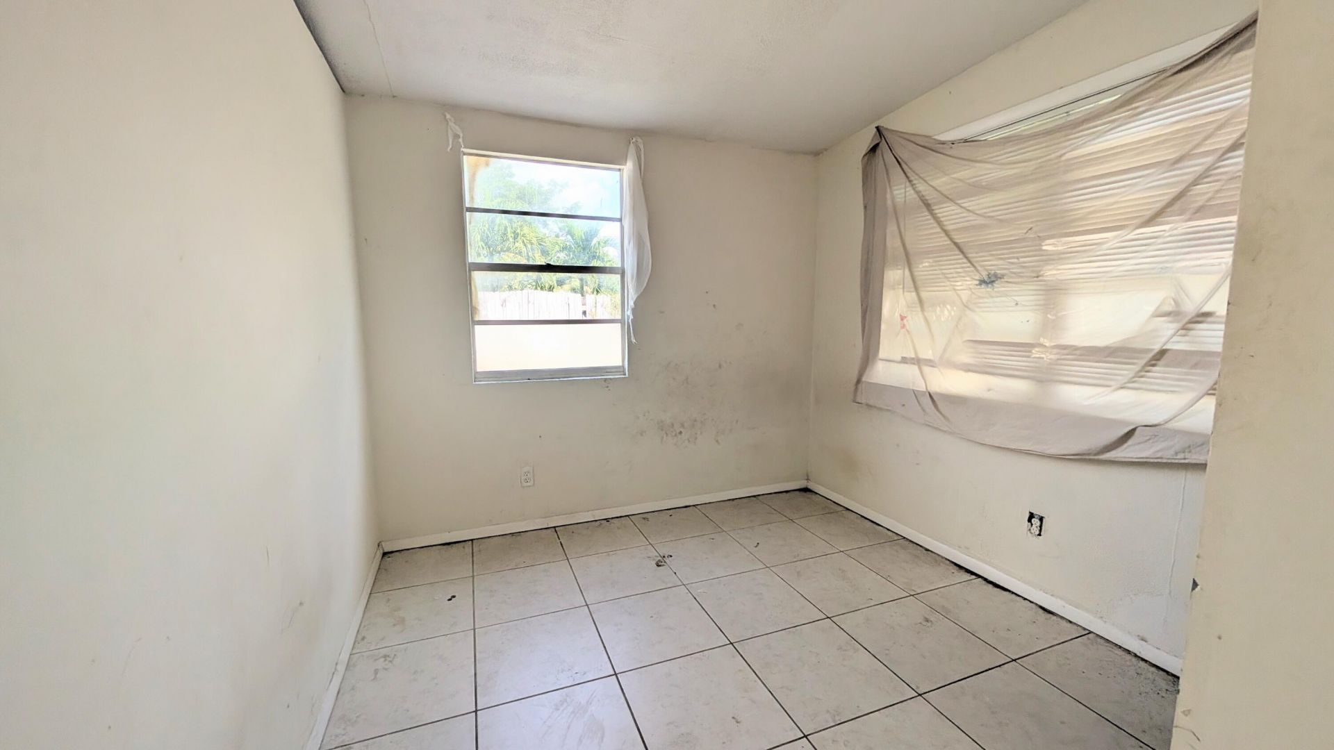 490 Tulip Tree Drive, Lake Worth, FL 33462 Photo
