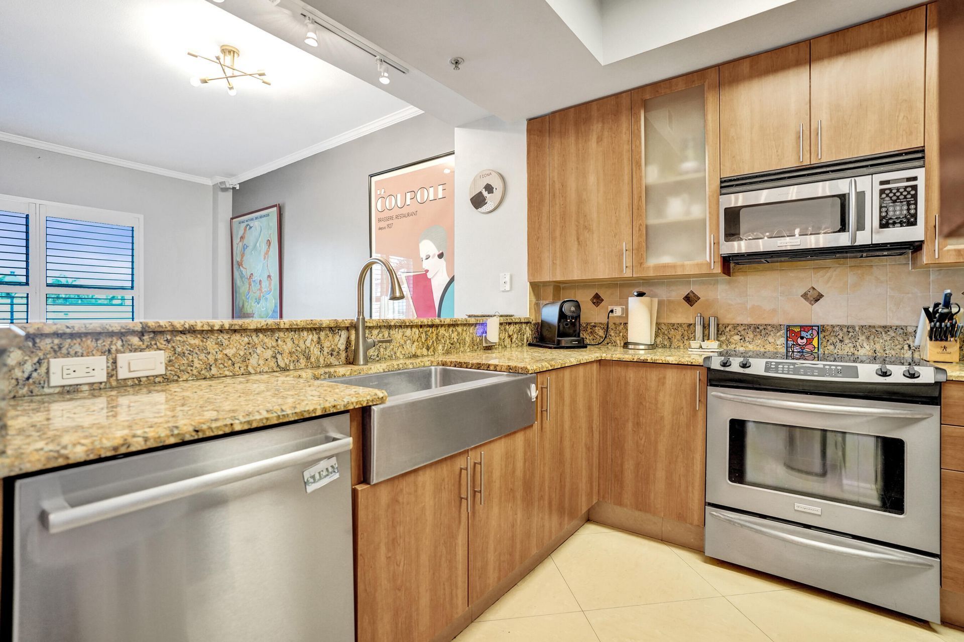 2625 NE 14th Avenue, Unit 114, Wilton Manors, FL 33334 Photo