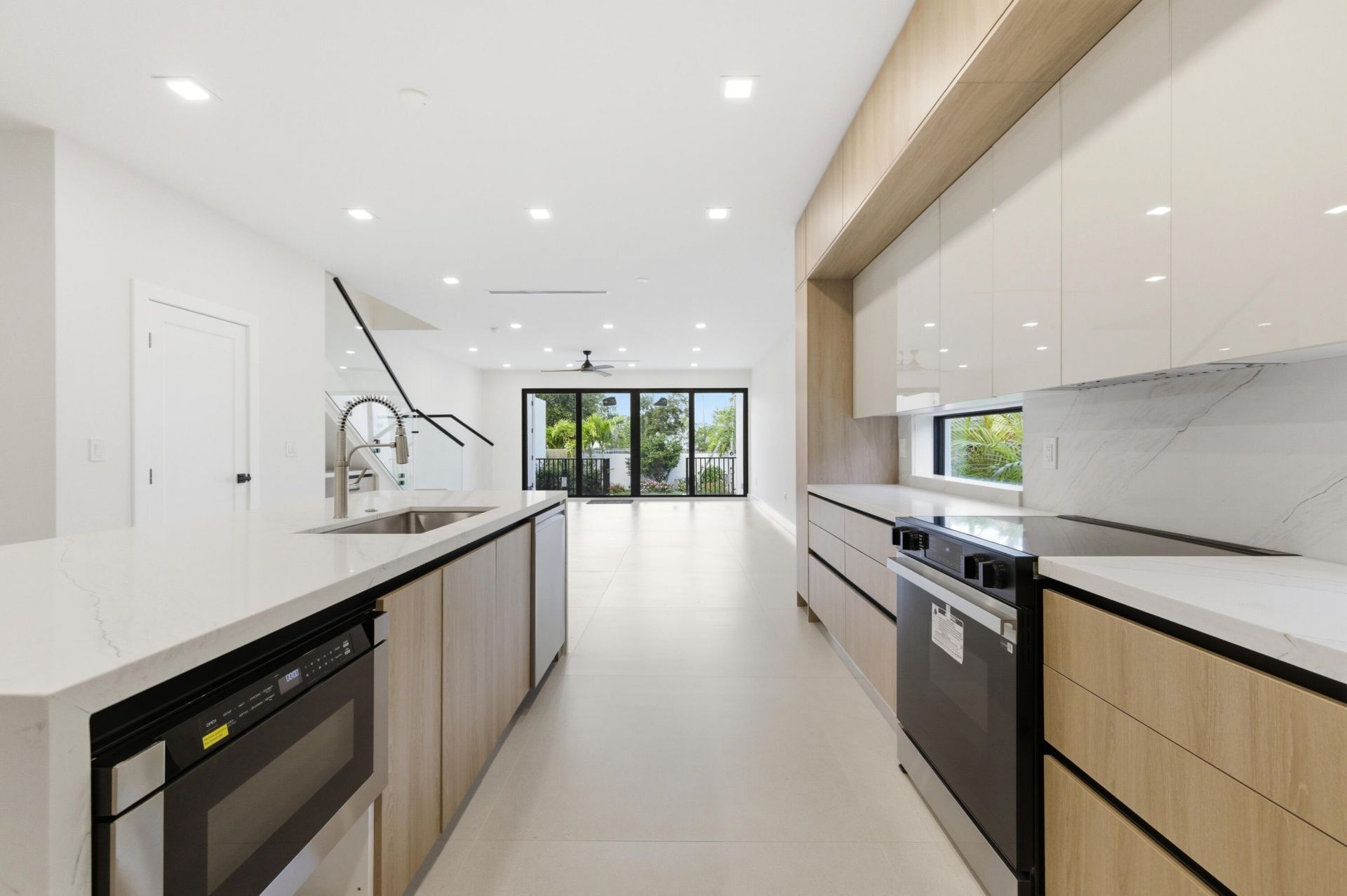 821 SW 1st Street, Fort Lauderdale, FL 33312 Photo