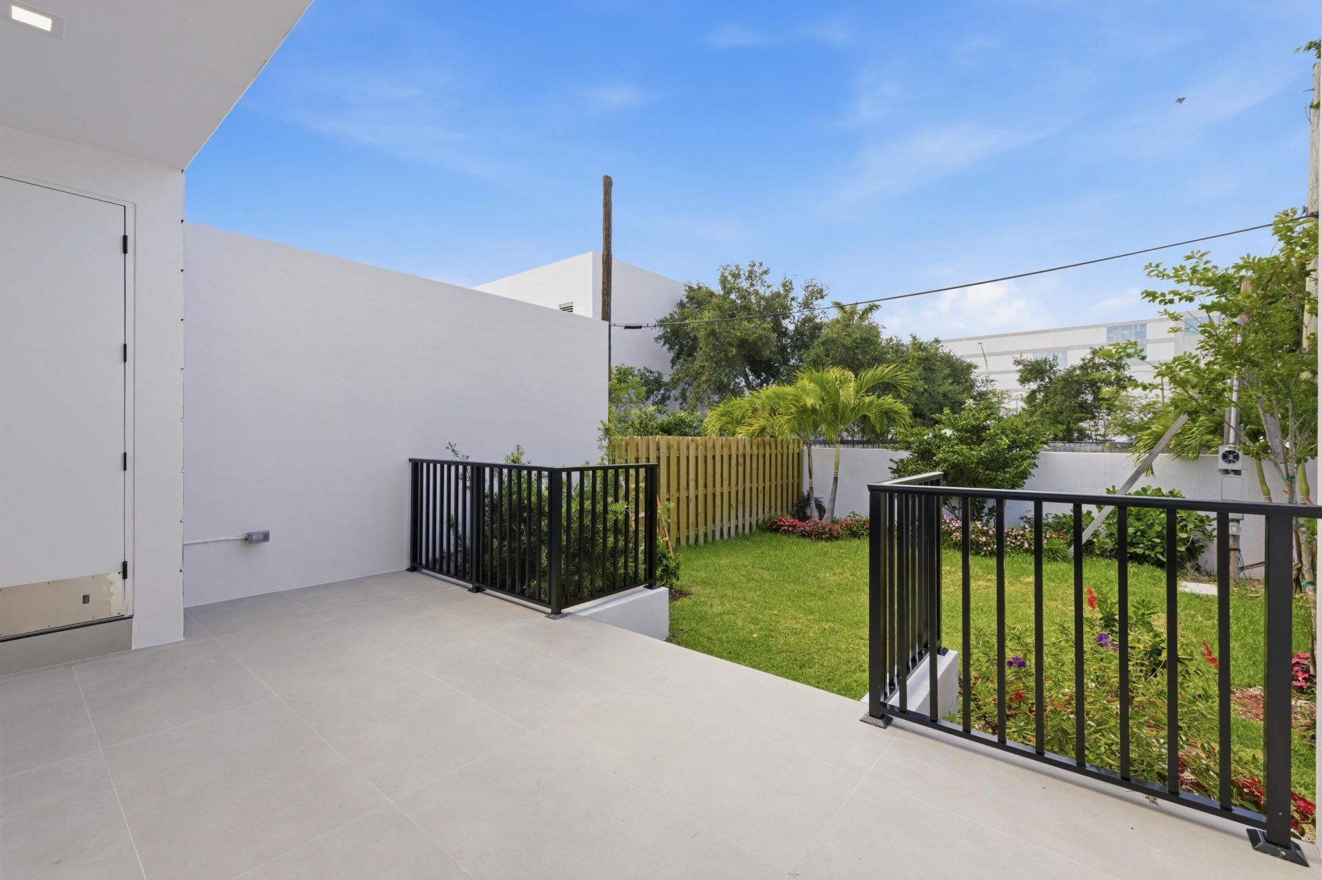 821 SW 1st Street, Fort Lauderdale, FL 33312 Photo