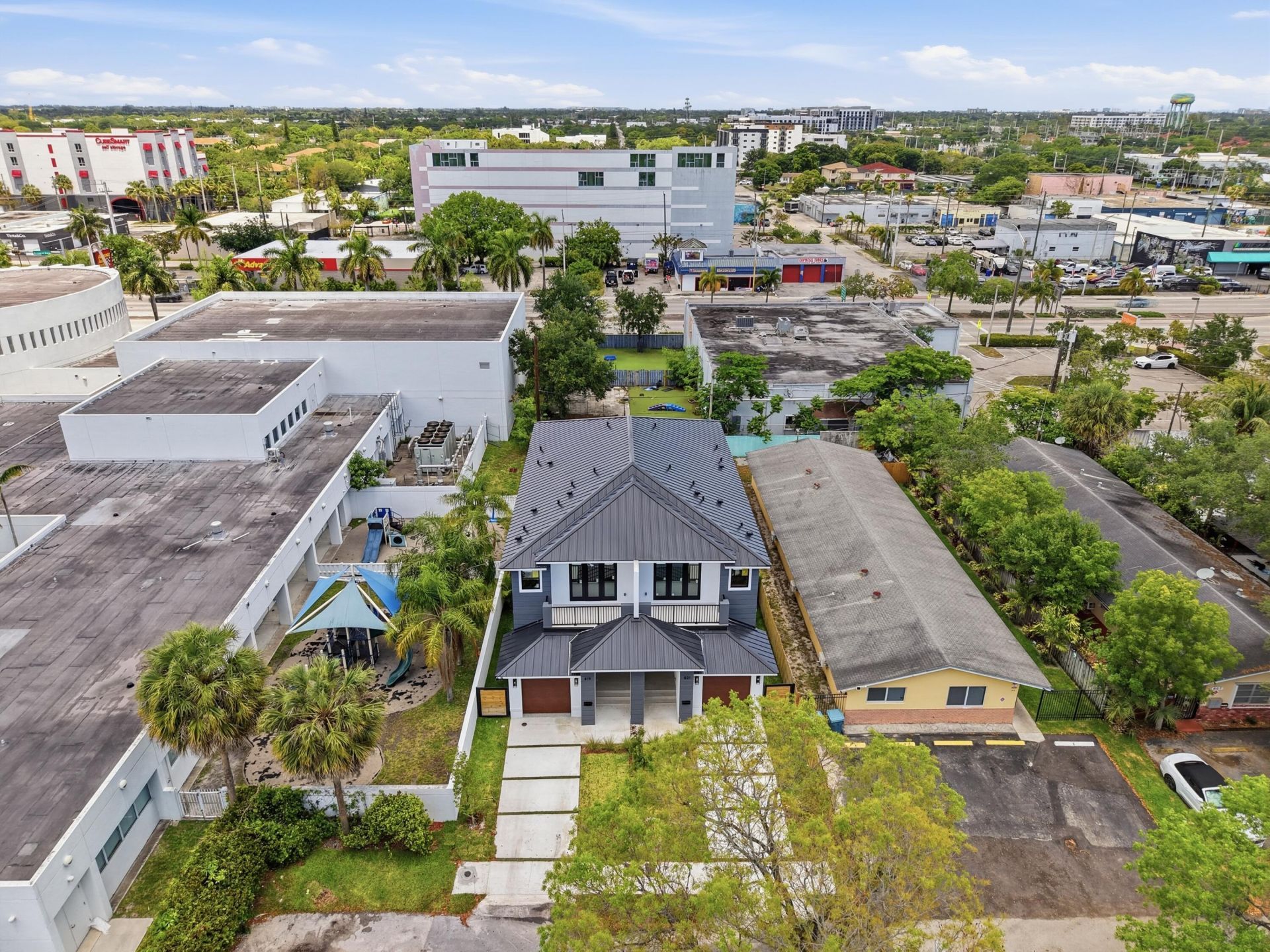 821 SW 1st Street, Fort Lauderdale, FL 33312 Photo