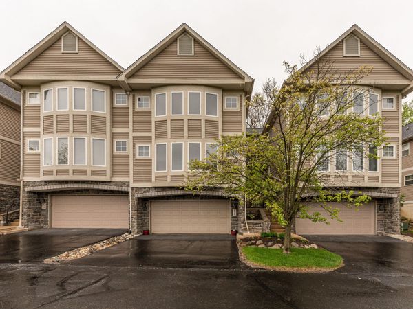 215 Old Creek Drive, Saline, MI 48176