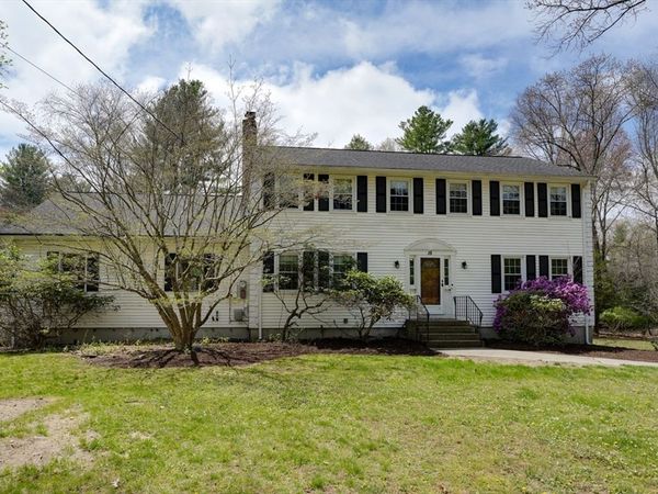 15 Bullard St, Holliston, MA 01746