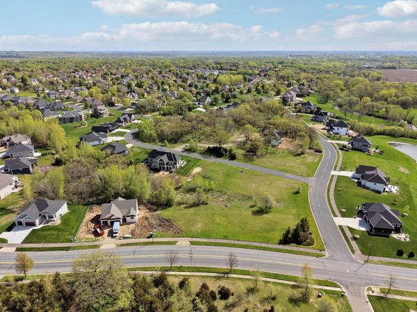2745 General Sieben Drive , Hastings, MN 55033