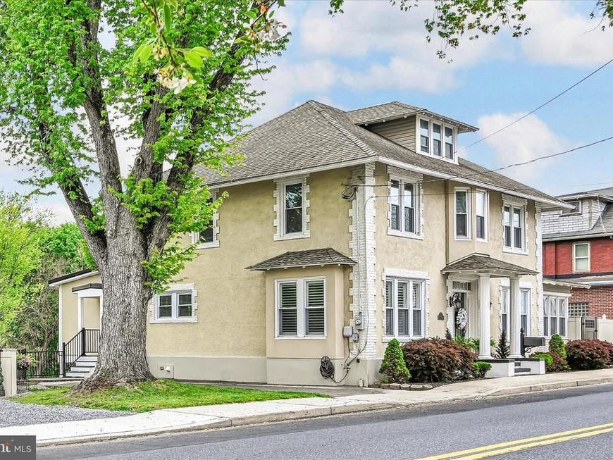 197 Dock Street, Schuylkill Haven, PA 17972 Main Photo