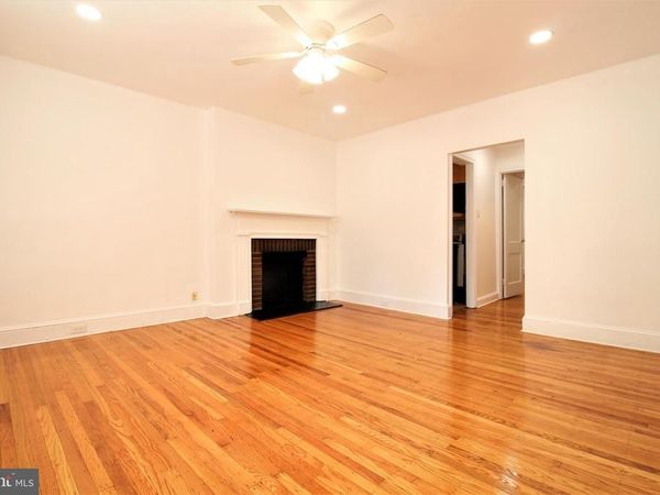 30 22ND STREET S , Unit 1, PHILADELPHIA, PA 19103