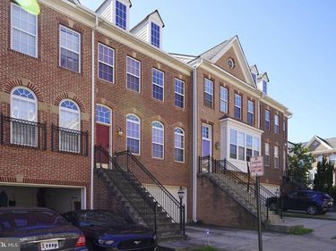 5685 FAIRCLOTH COURT, CENTREVILLE, VA 20120